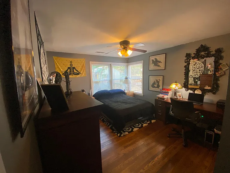 3589 Kenwood Ave — Photo 13