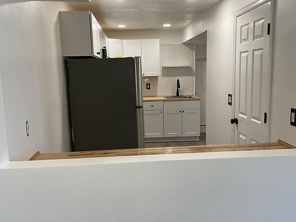 3rd image of 28602 51st Pl S