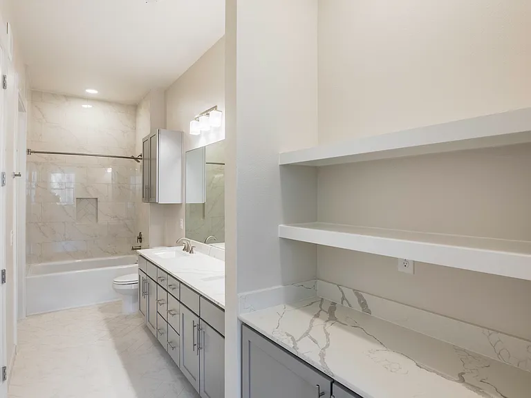 27Seventy Lower Heights — Photo 42