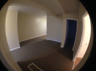320 Douglas St APT 1, Manchester, NH 03102