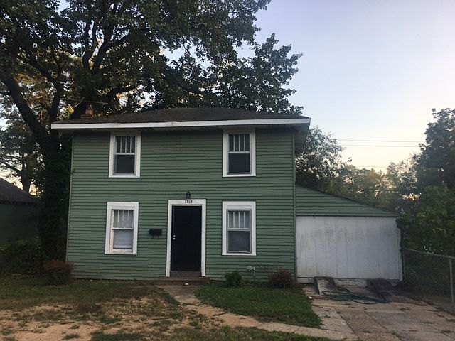 2nd image of 1715 32nd St W