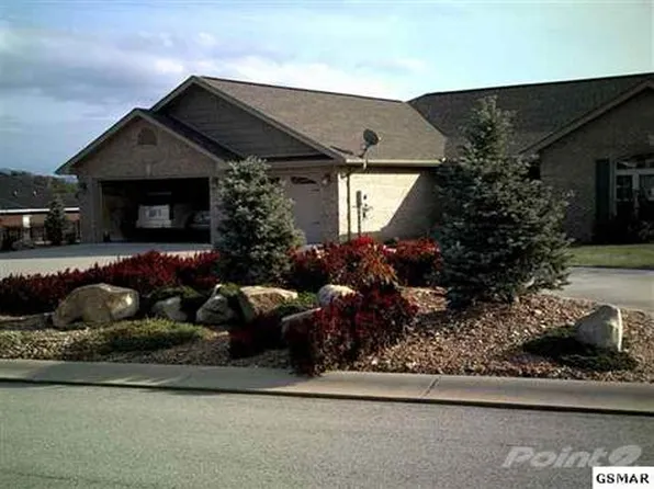 1013 Southwind Cir, Dandridge, TN 37725