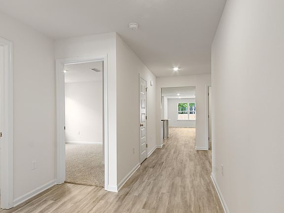 3rd image of 265 Eunola Ln