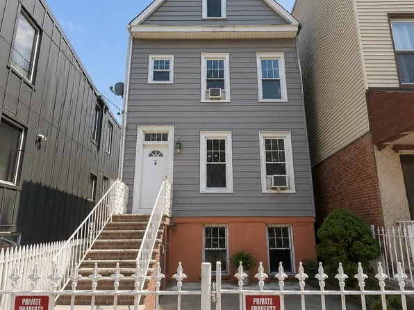 60 Lexington Avenue image 1 of 29