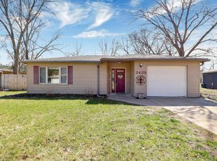 2429 Buttonwood Dr, Manhattan, KS 66502