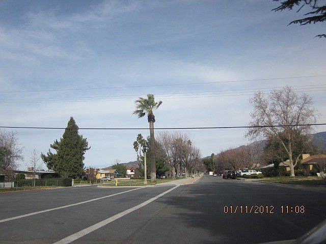 2nd image of 1062 Palm Ave