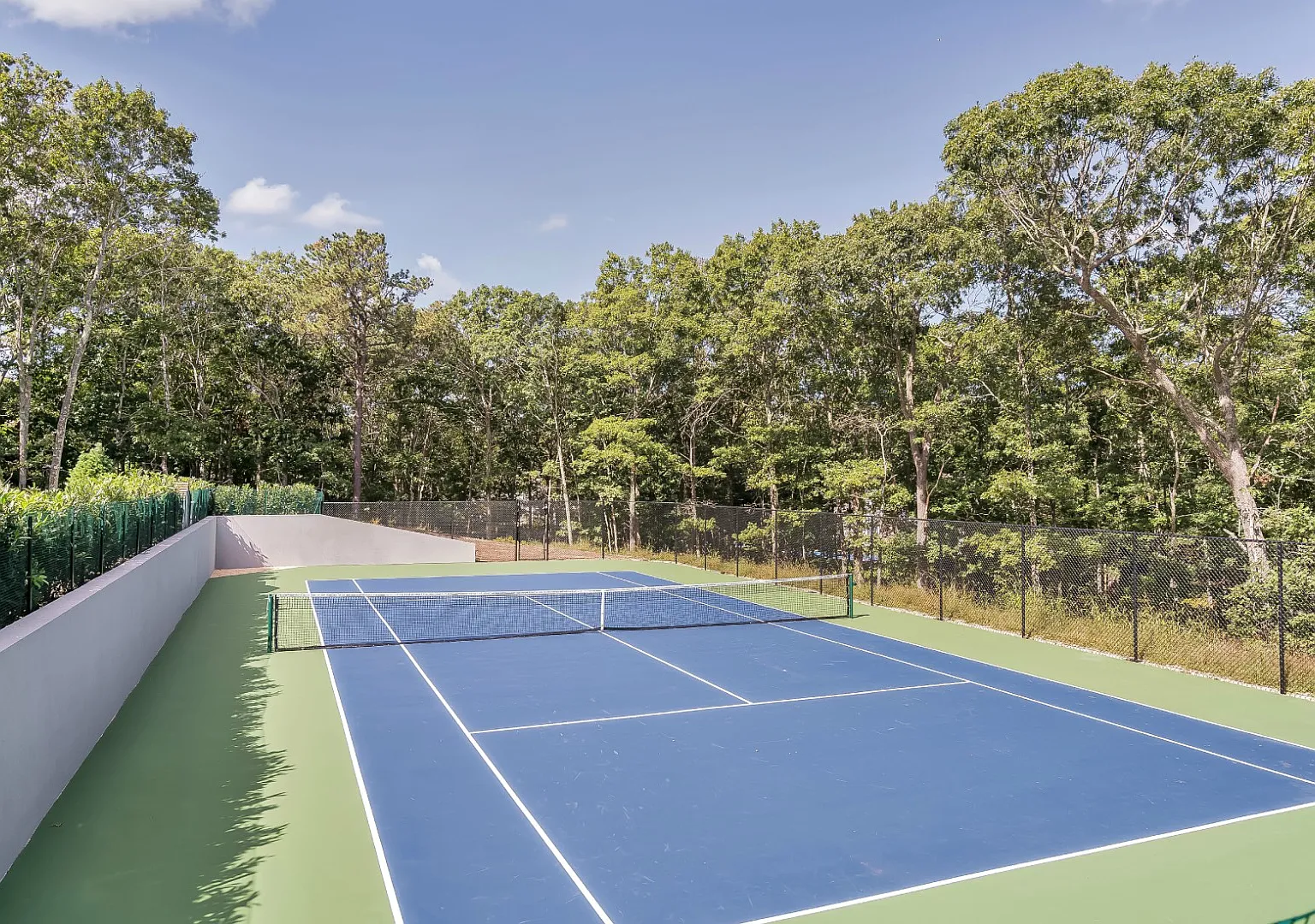 New Traditional with Pool, Tennis & Pickleball — Photo 3