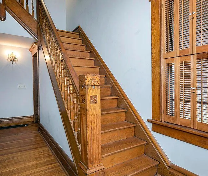 400 E Oakland Ave — Photo 4