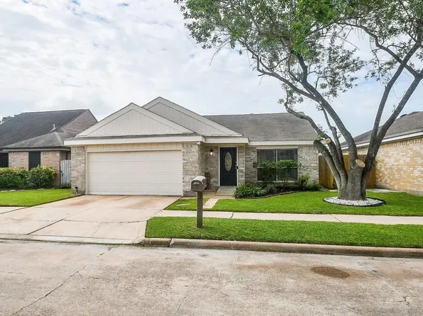 13507 Dripping Springs Dr, Houston, TX 77083