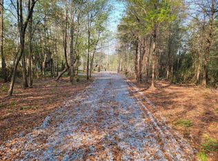 5923 N Airport Rd, Milton, FL 32583