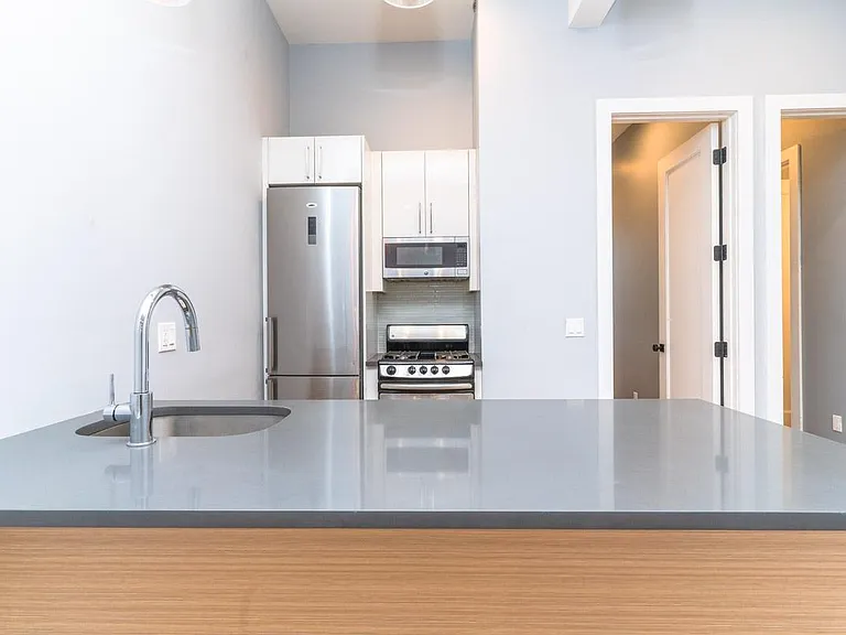992 Broadway #3 — Photo 3