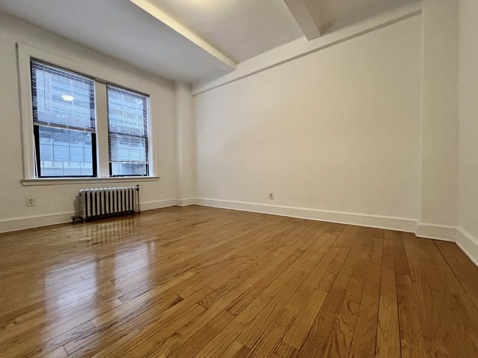 155 East 52nd Street — Photo 2