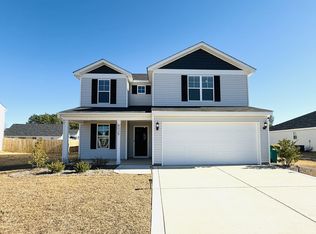 4029 Racking Horse Rd, Hope Mills, NC 28348