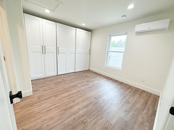 4th image of 1837 N Brighton St #101