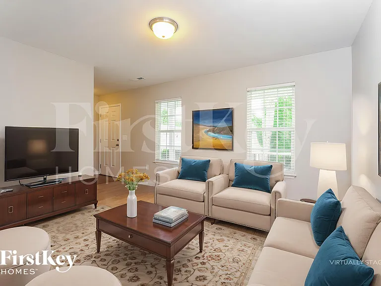 6600 Maderia Ct — Photo 8