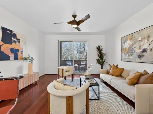 1390 Saddle Rack St APT 236, San Jose, CA 95126