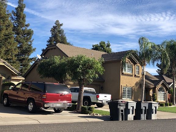 3rd image of 2231 Country Manor Dr