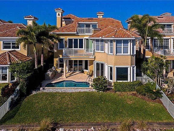 3rd image of 5570 E Harbor Village Dr