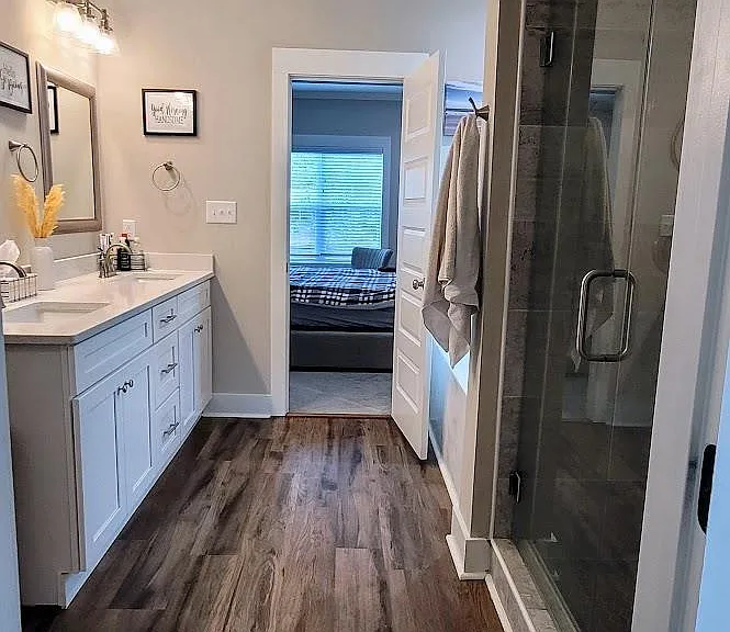 556 Shady Greens Dr — Photo 13