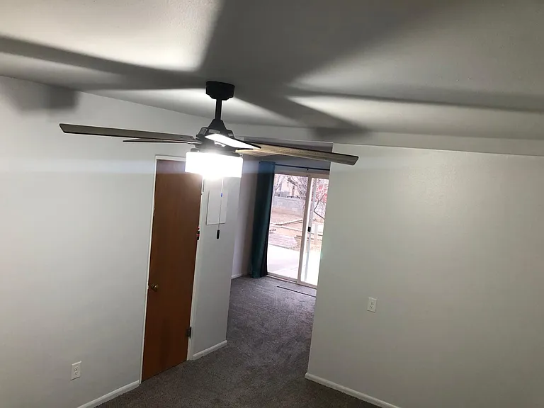 7425 Sky Court Cir NE — Photo 11