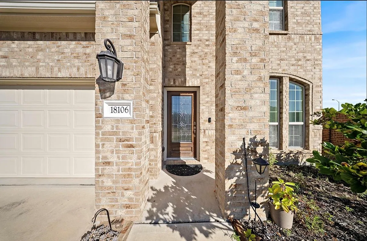 Building Photo - 18106 Alora Springs Trce