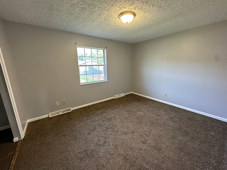 3012-3032 N Turkeyfoot Lake Rd #3038 — Photo 7
