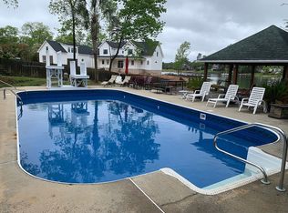 1033 Ellett Rd, Chapin, SC 29036