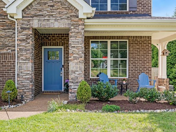 2303 Dewey Dr, Spring Hill, TN 37174