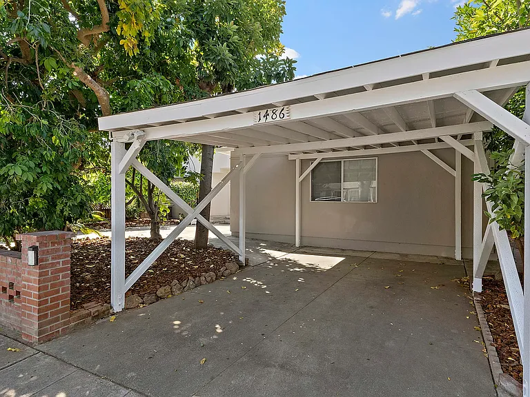 1486 Richards Ave — Photo 19