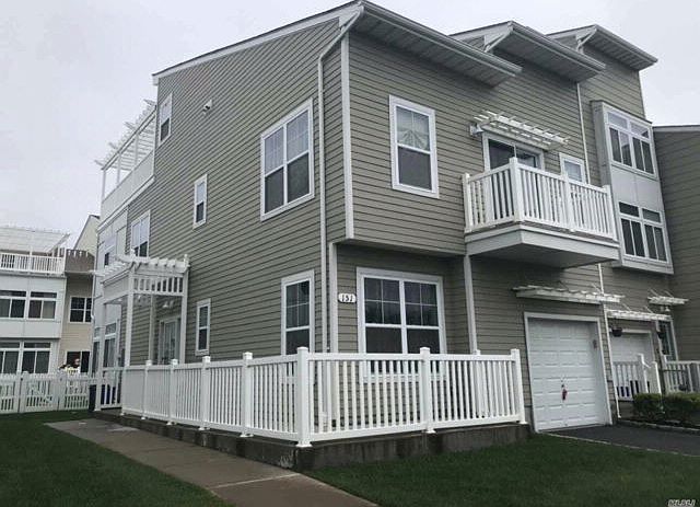 1st image of 151 Compass Pl