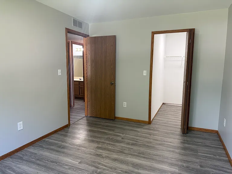 1687 S Riverside Ave #9 — Photo 18
