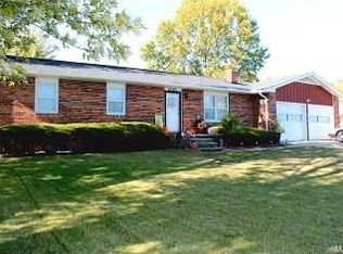 2205 Kentucky St, Louisiana, MO 63353