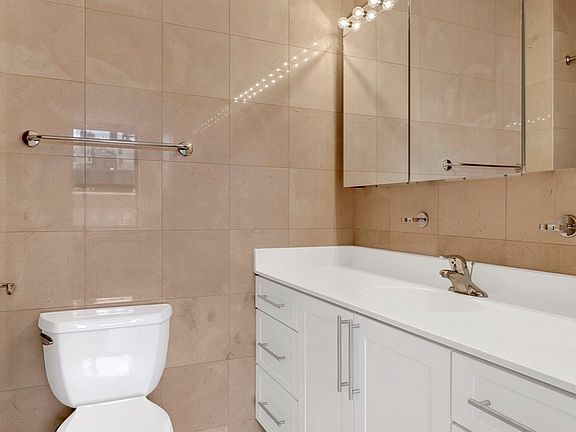3rd image of 247 W 87th St #11C