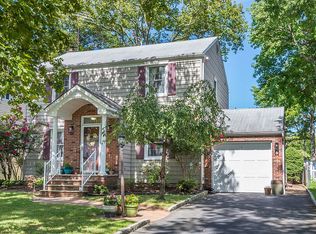 86 Ferncliff Rd, Bloomfield, NJ 07003