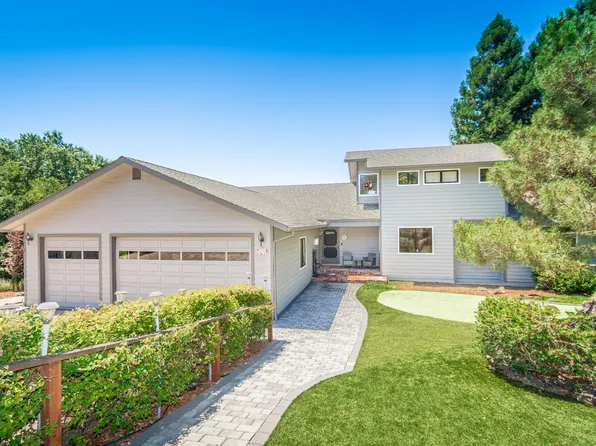 1133 Stanford Court, Napa, CA 94558