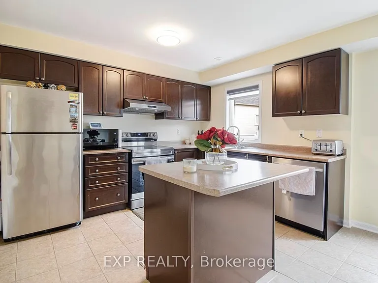 95 Bevington Rd — Photo 23