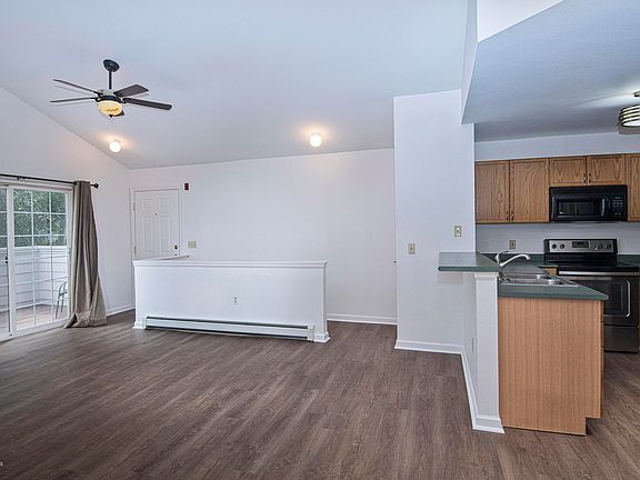 5th image of 2103 Crazy Horse Cir