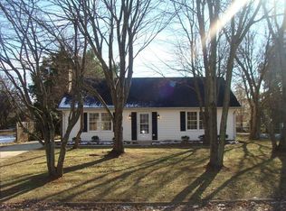 603 Pine Ridge Dr, Greensboro, NC 27406