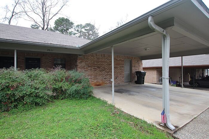1st image of 2601 Westminster Dr