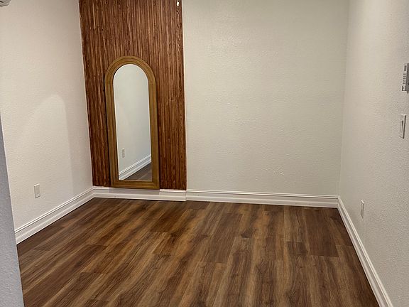 5th image of 6607 Freeport Dr