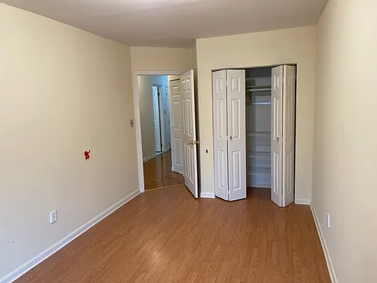 Rented by 18 REALTY | media 29