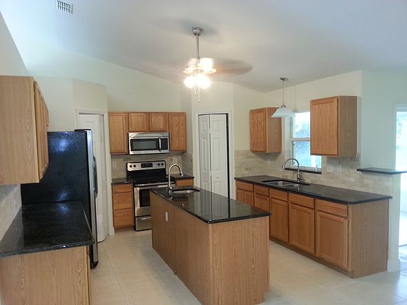 5th image of 353 SW Enon St