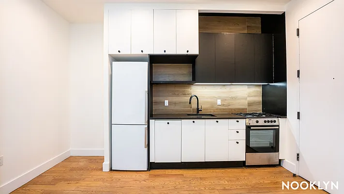 Rented by Nooklyn NYC LLC | media 2