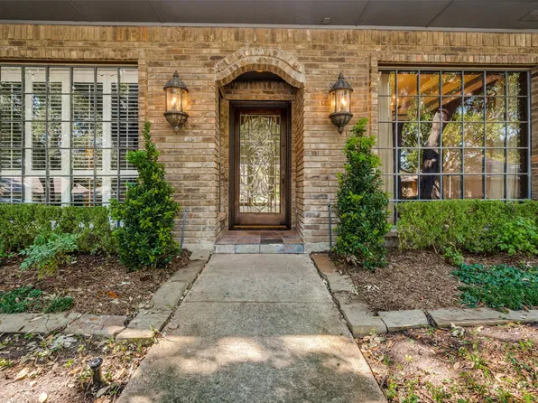 7333 Pleasant View Dr, Dallas, TX 75231