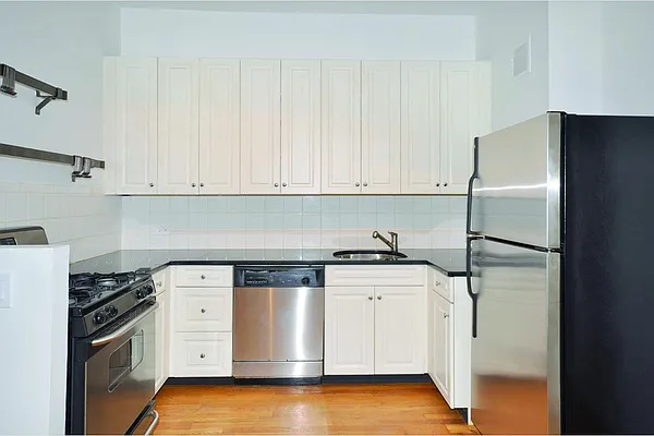 Rented by Stribling | media 24