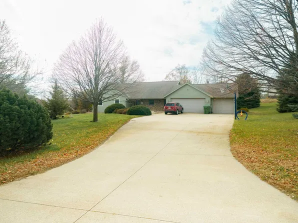 25242 332nd St, Sioux City, IA 51108