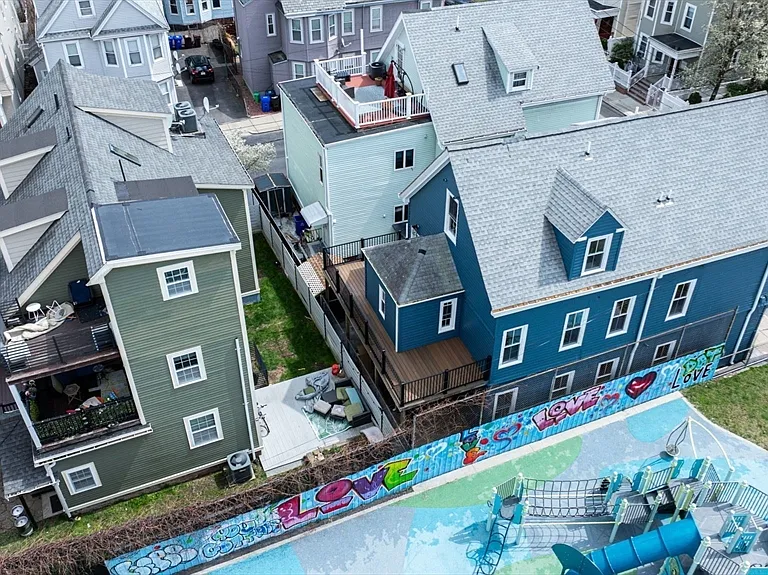 14 Harbor View St #1 — Photo 18
