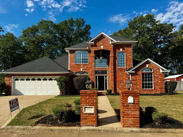 11 Lacey St, Hooks, TX 75561