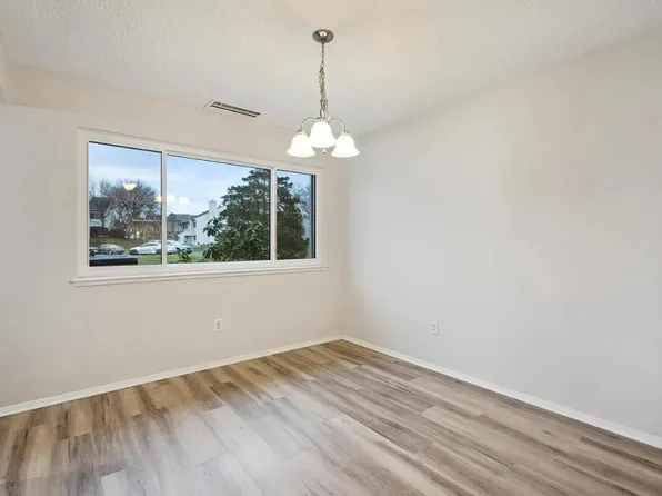 108 Continental Dr #281, Harleysville, PA 19438