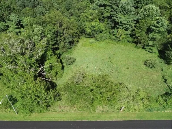 Pine St, Hillsville, VA 24343
